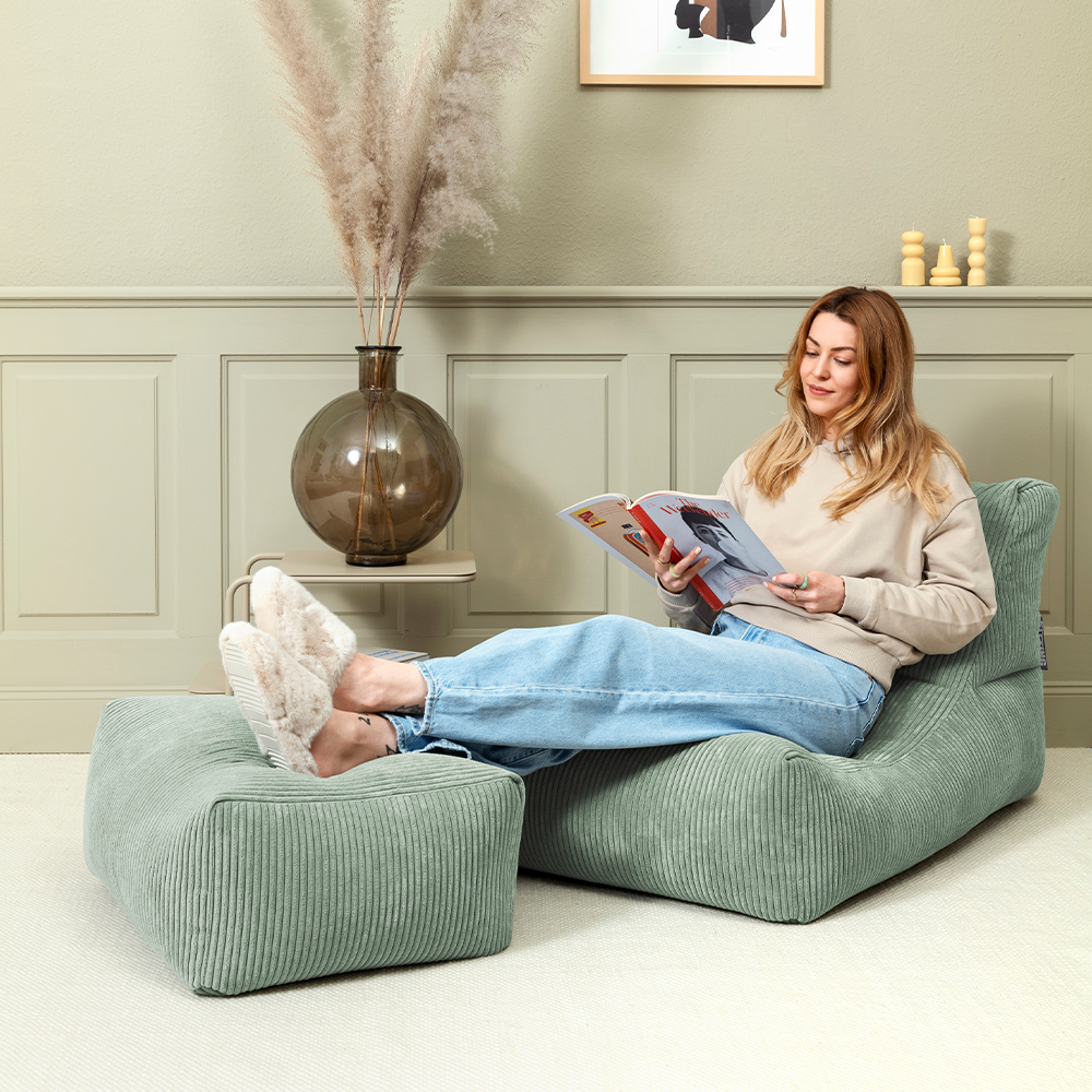 Bean Bag Chair vs. Traditional Chair: An Honest Comparison