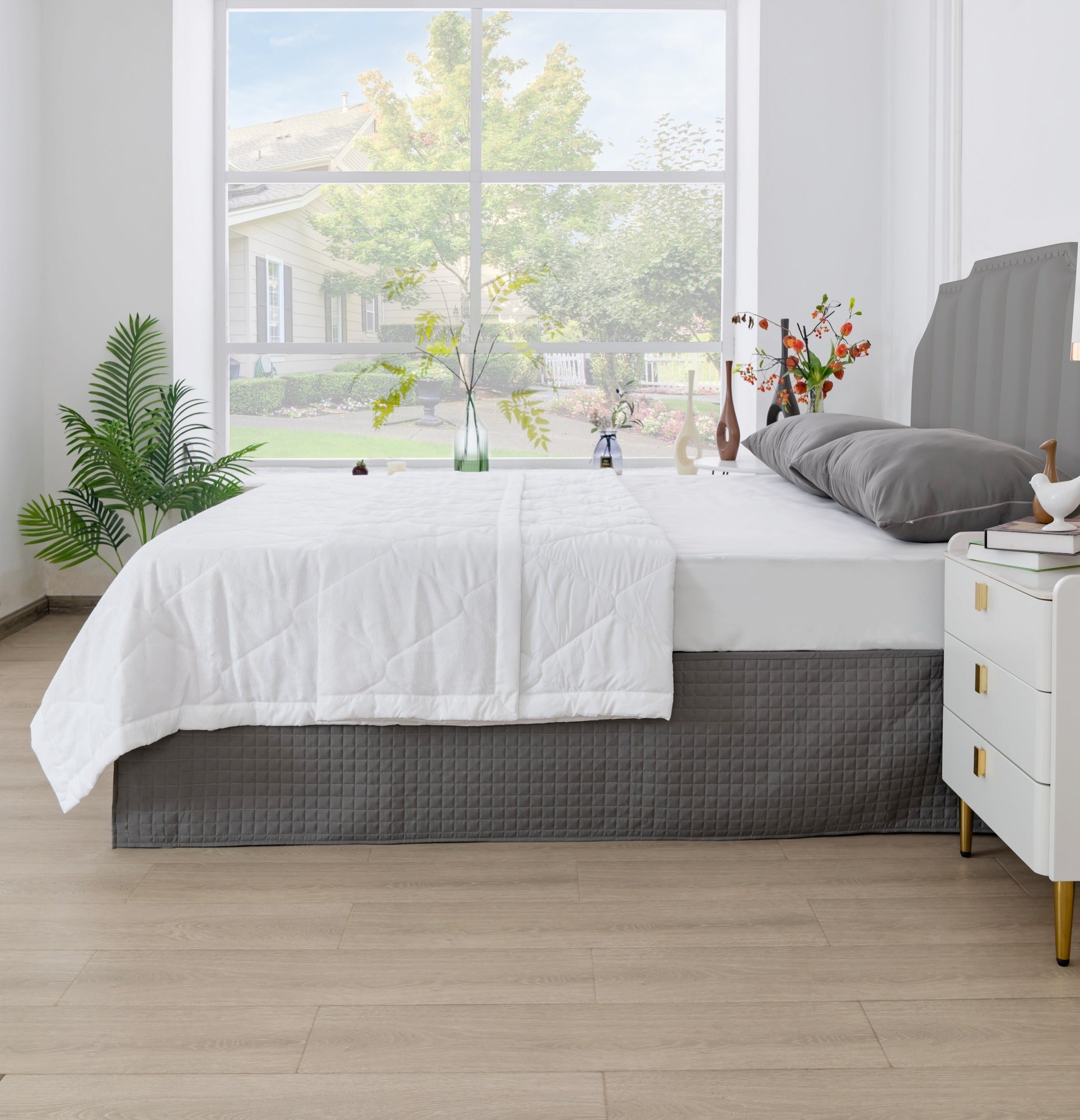 Gouchee Home Grid Bedskirt