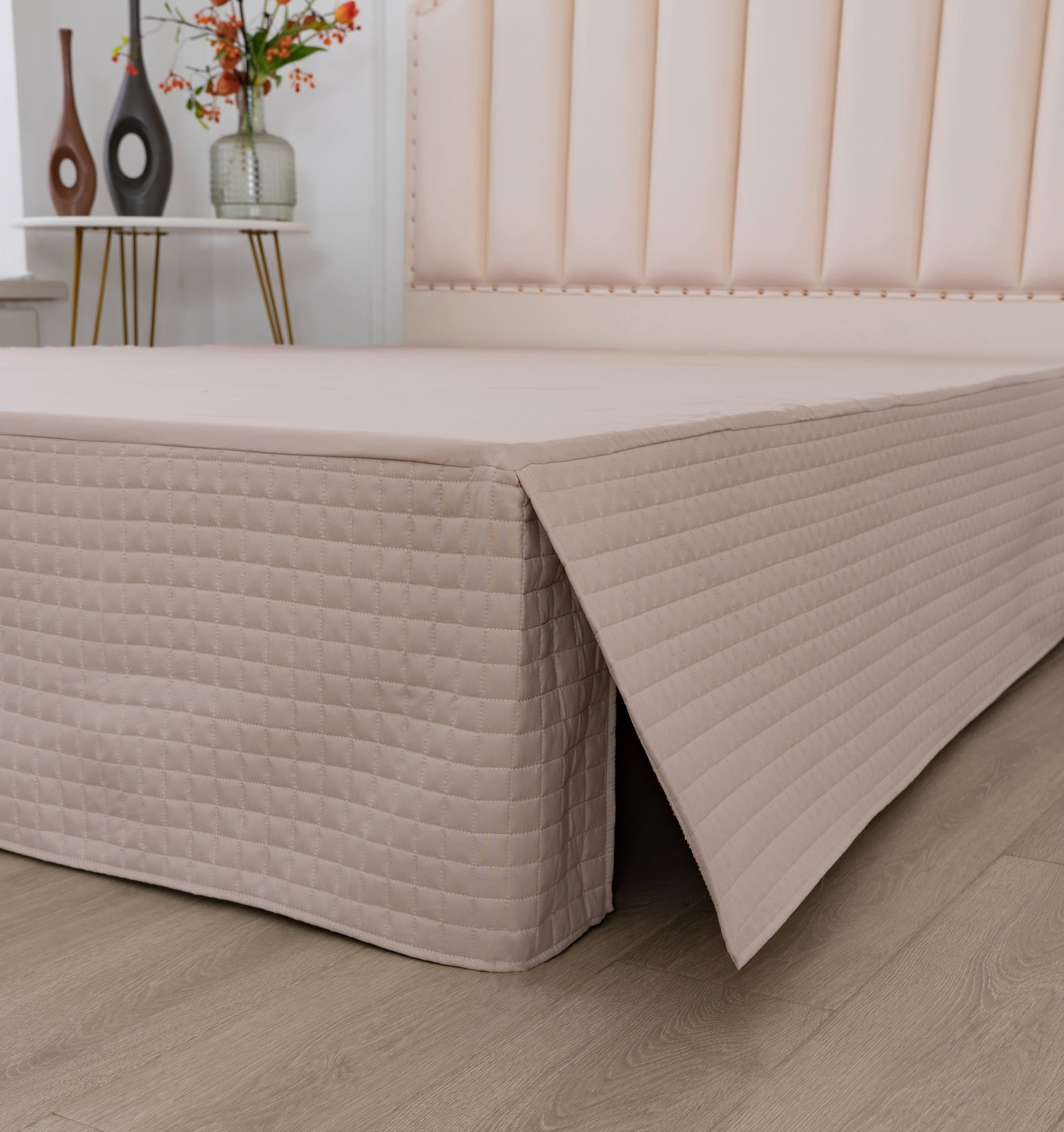 Gouchee Home Grid Bedskirt
