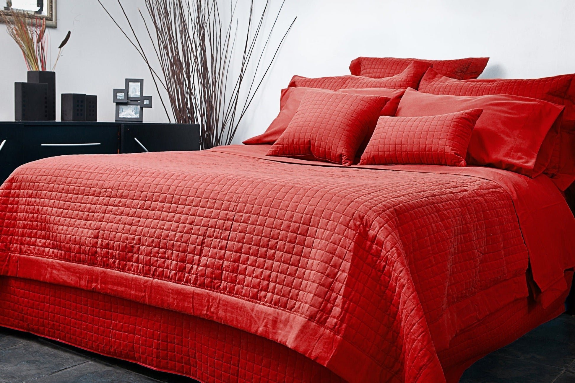 Gouchee Home Grid Bedskirt