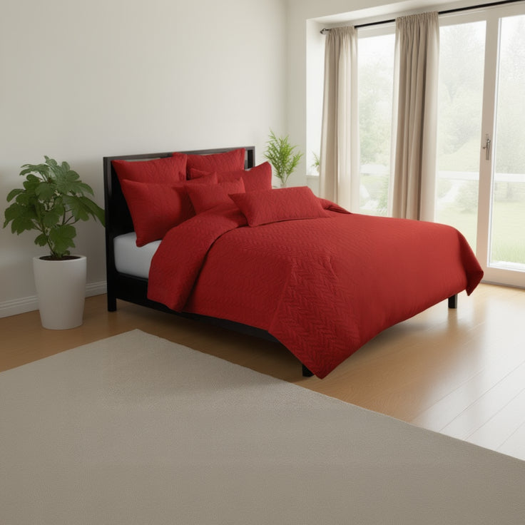 Gouchee Home Leaf Solid Quilt Set Queen