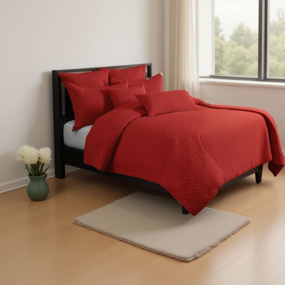 Gouchee Home Leaf Solid Quilt Set Queen