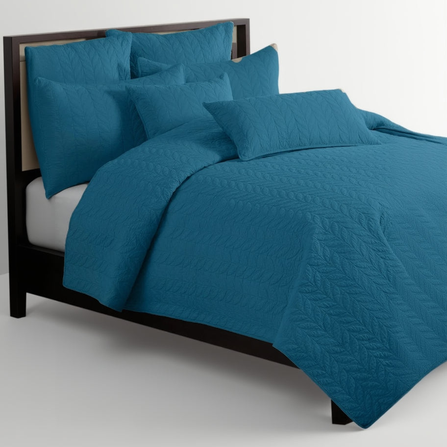 Gouchee Home Leaf Solid Quilt Set Queen