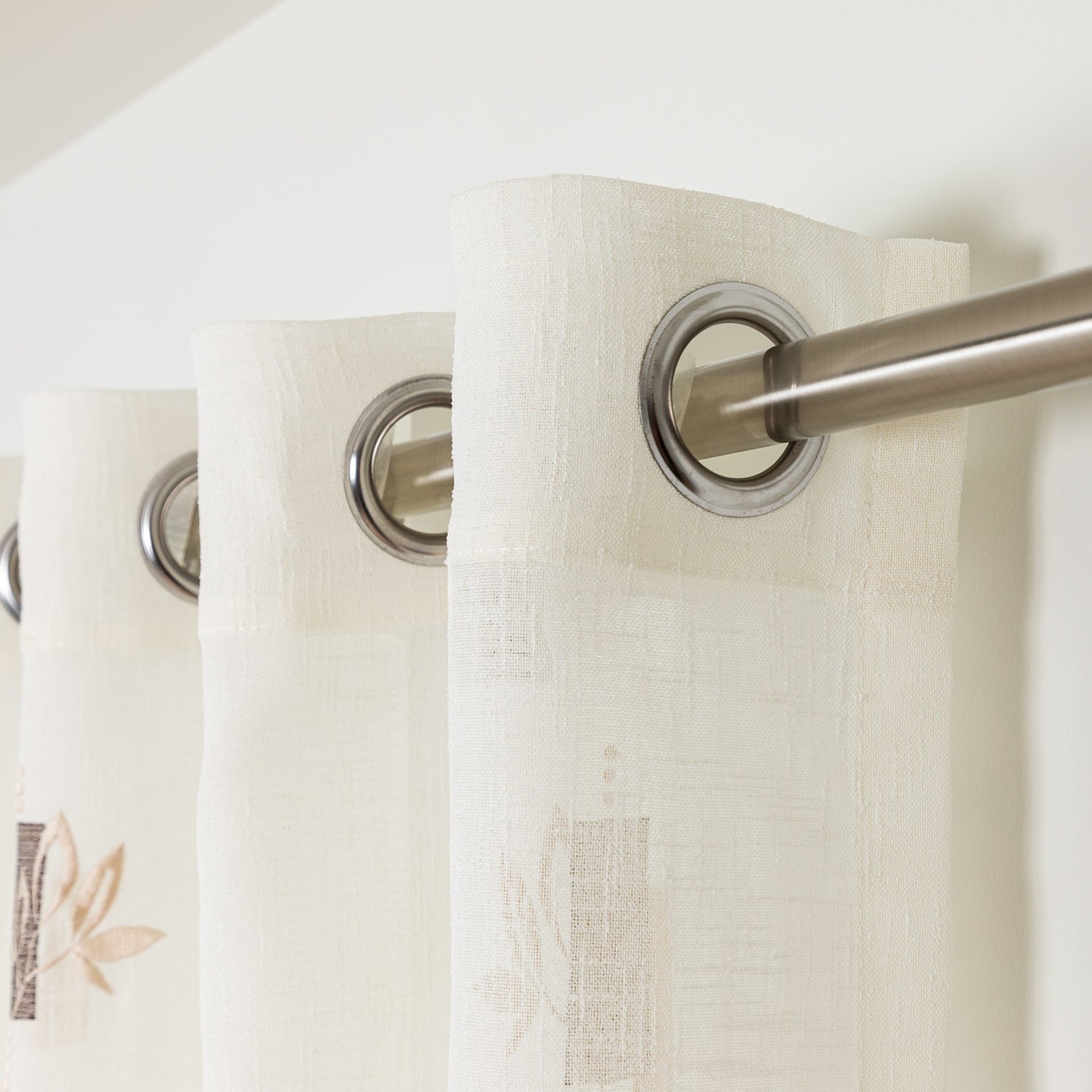 Impression Wide Semi-Sheer 2PC