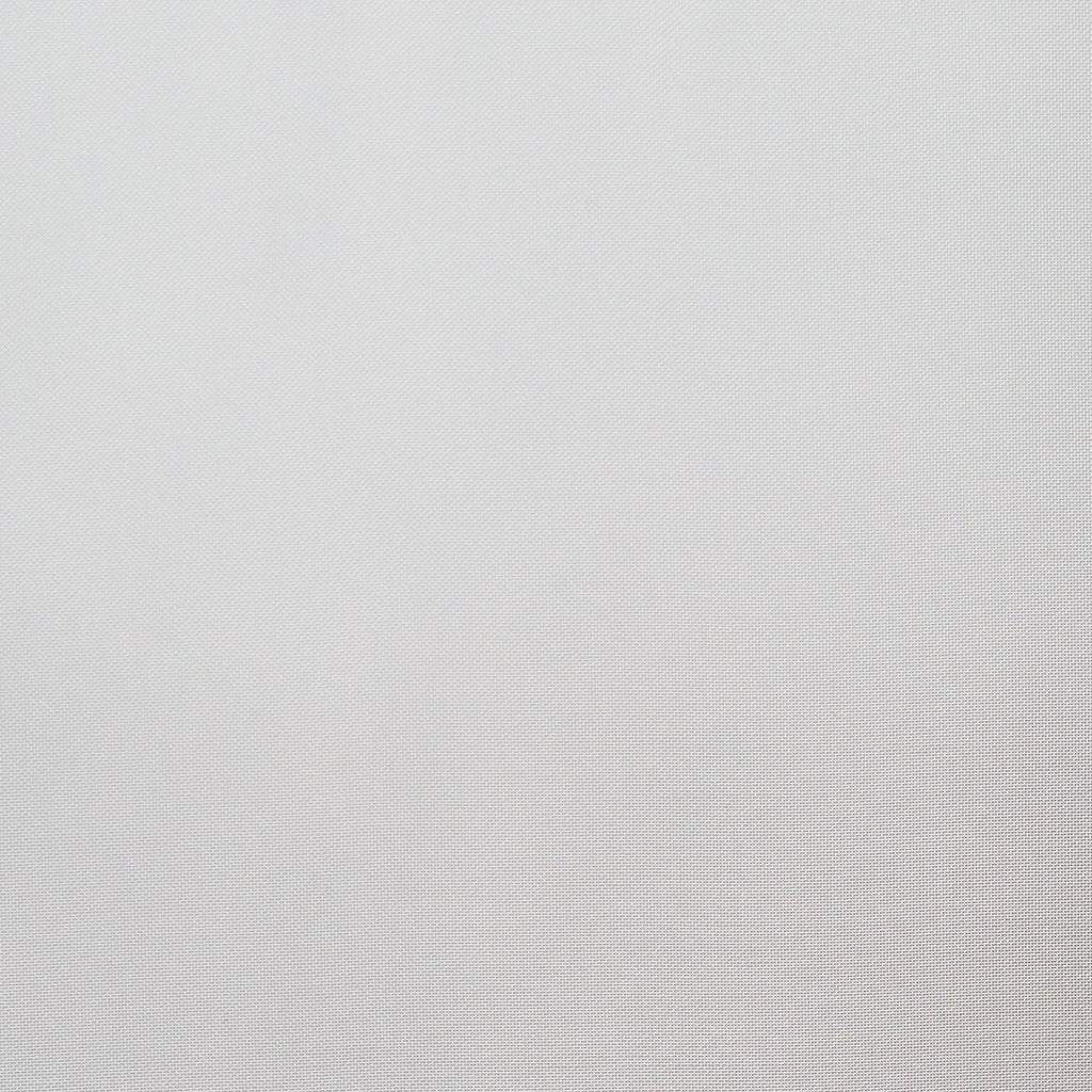 Cortina transparente con ojales Iris de 54" x 96"