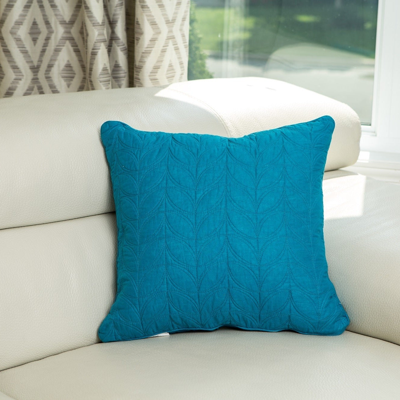 Coussin carré LEAF SOLID