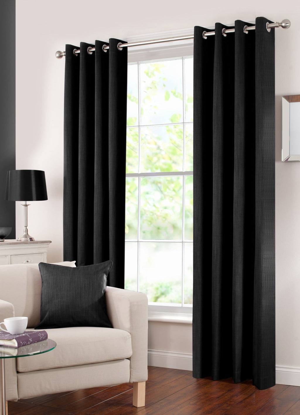 Rideau occultant à panneau solaire