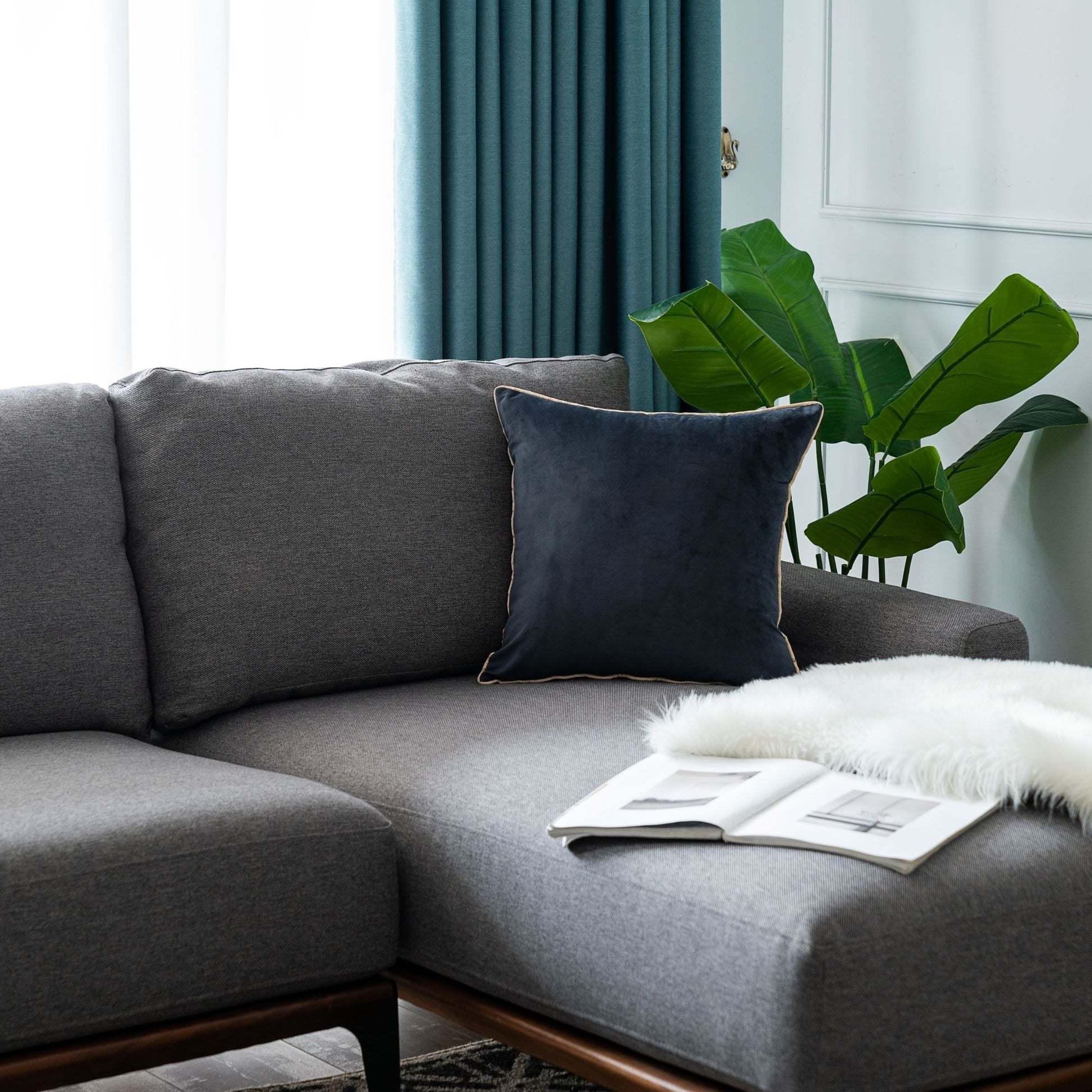 Solid Velvet Cushion 2PC